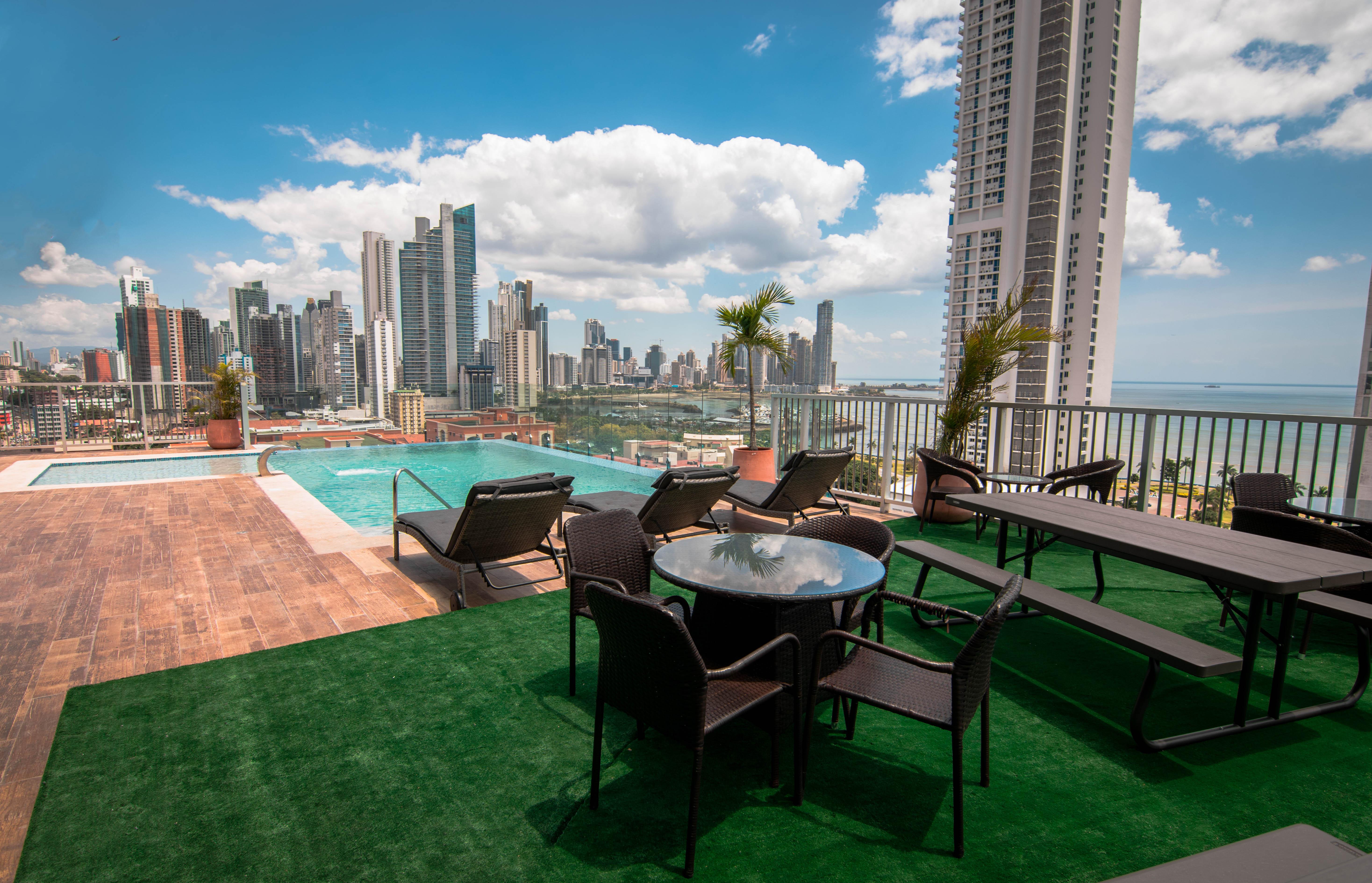 Innfiniti Hotel & Suites Панама Сити Екстериор снимка