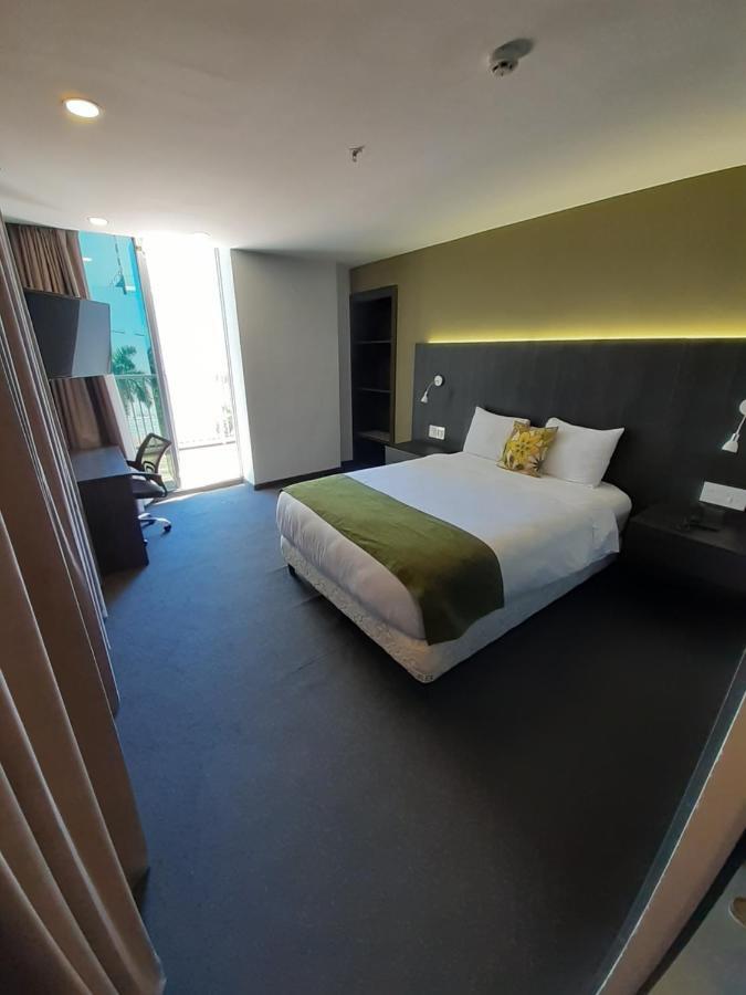 Innfiniti Hotel & Suites Панама Сити Екстериор снимка